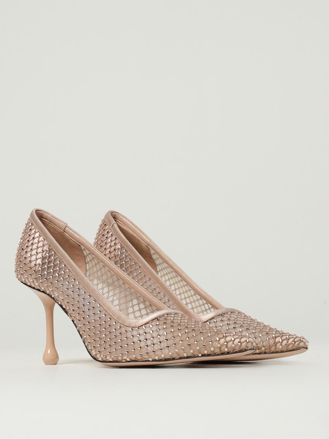 woman's pump
