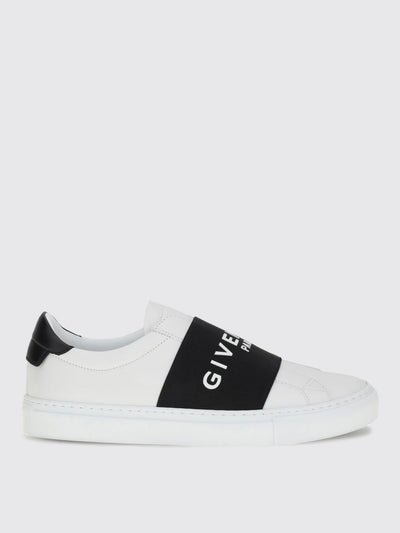 womans sneakers