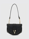 woman's shoulder bag