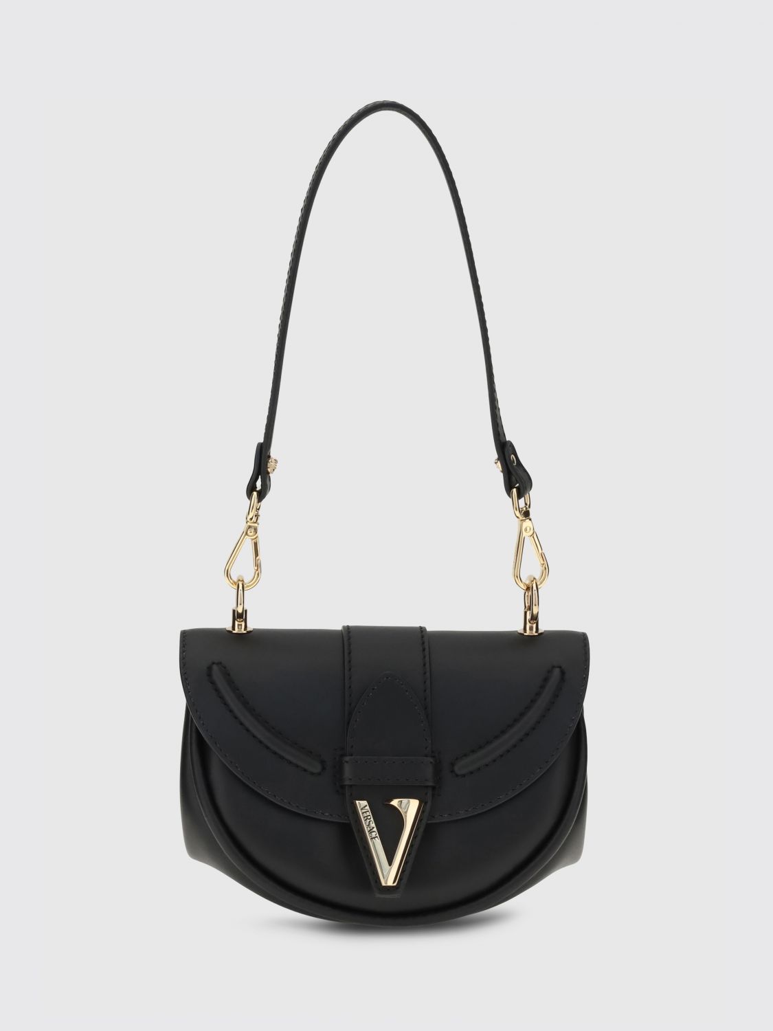 woman's shoulder bag