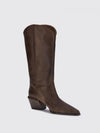 woman's boots