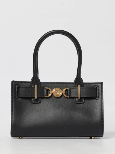 womans shoulder bag
