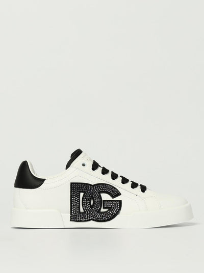 womans sneakers
