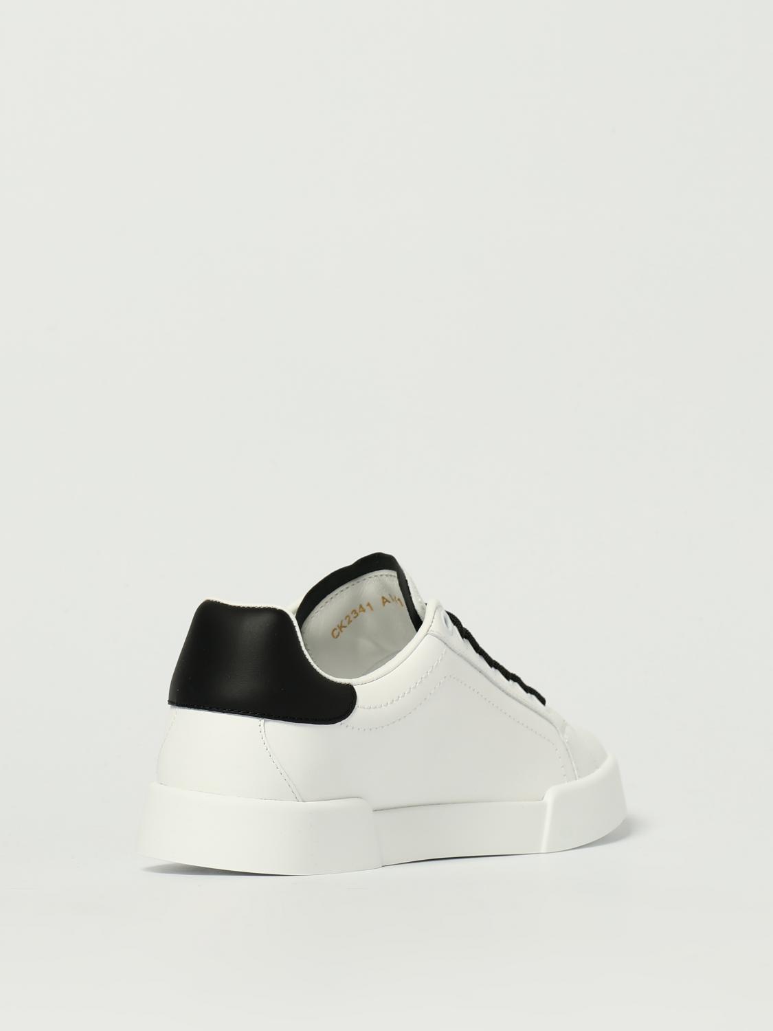 woman's sneakers