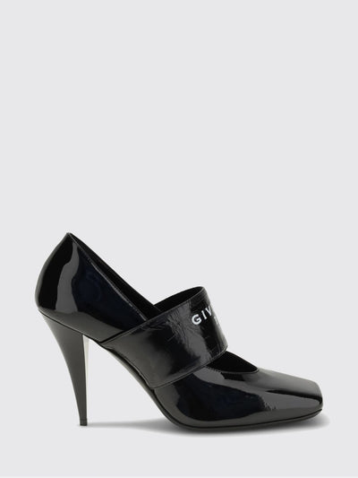womans pump
