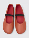 woman's ballet flat