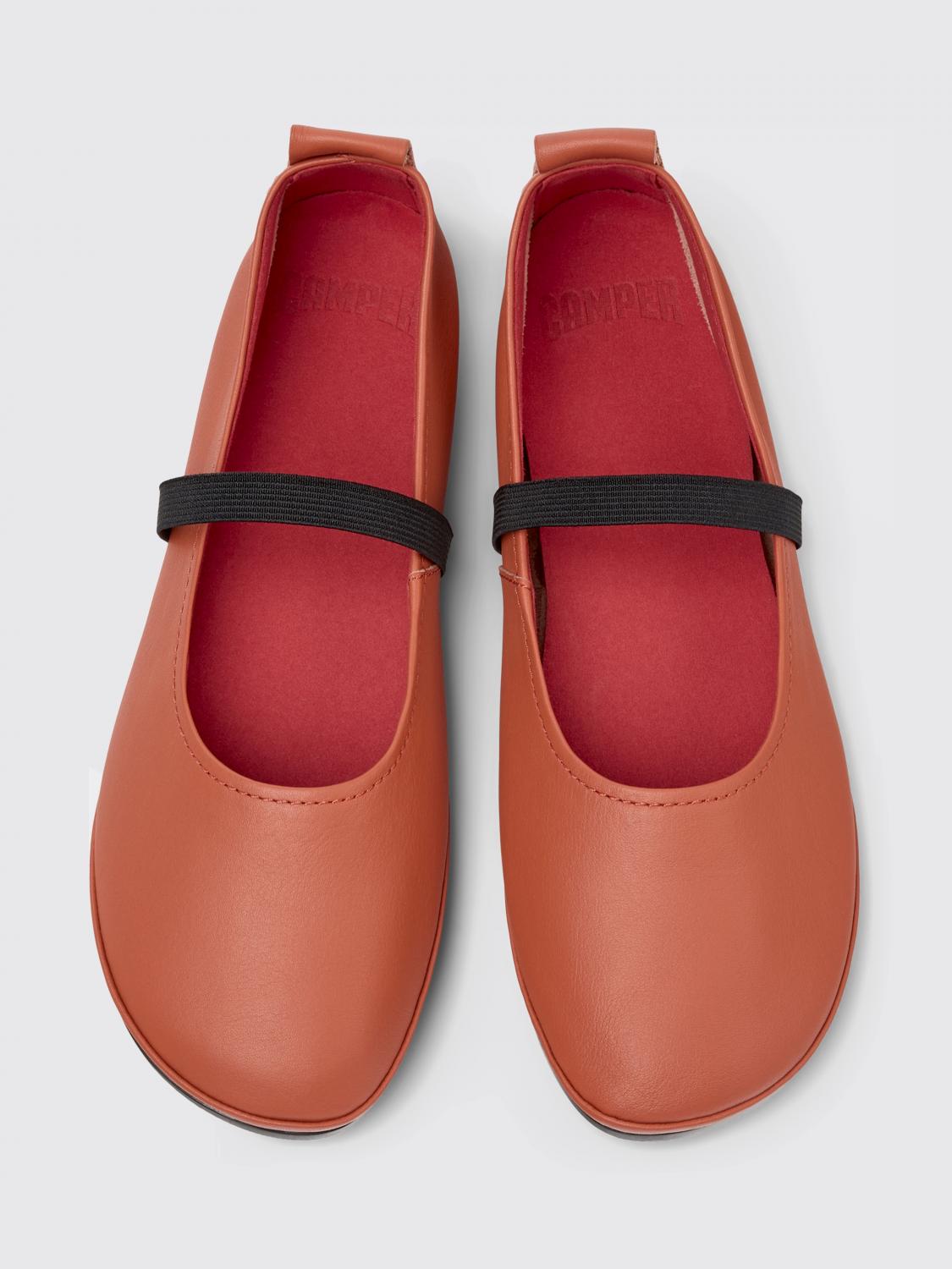 woman's ballet flat