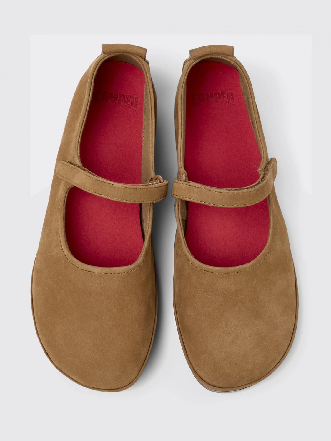 woman's ballet flat