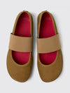 woman's ballet flat