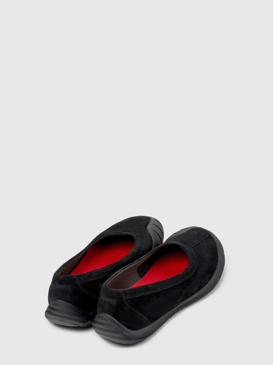 woman's ballet flat