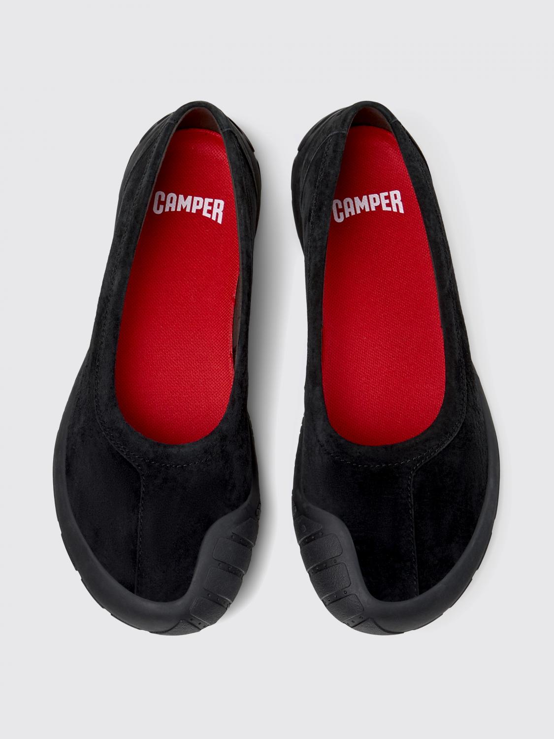 woman's ballet flat