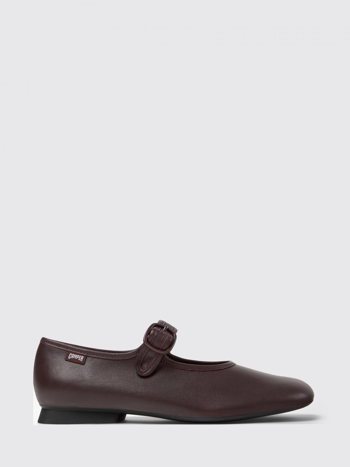 woman's ballet flat
