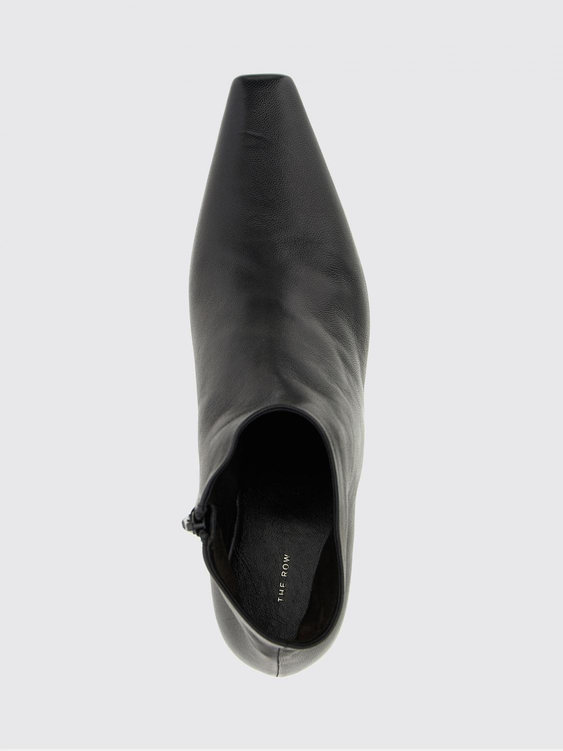 woman's boots