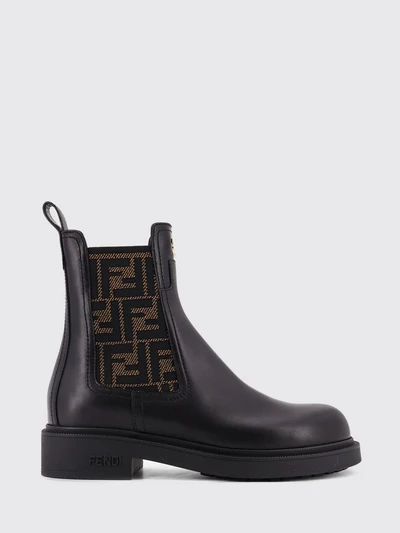 womans boots