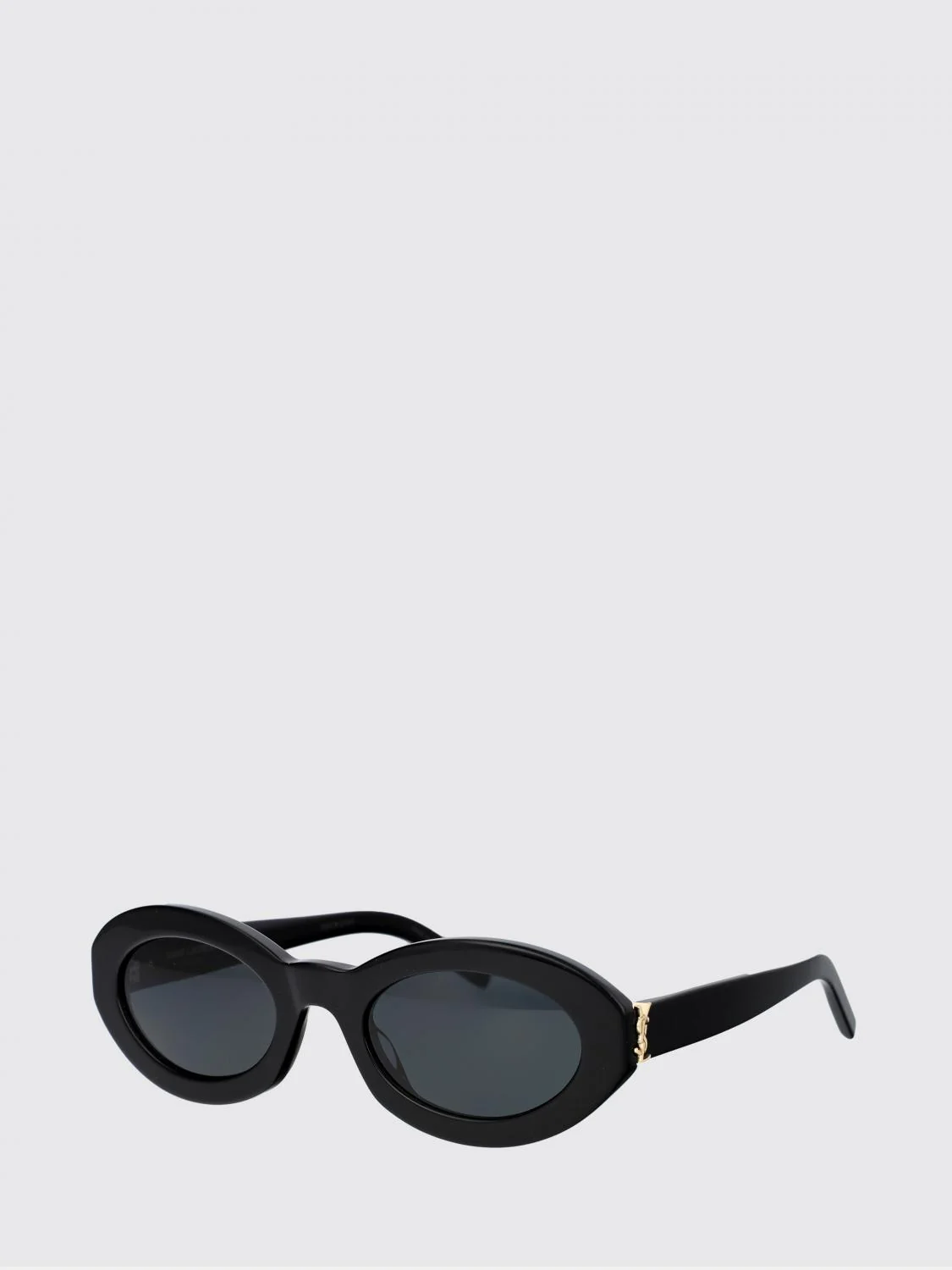 woman's sunglasses