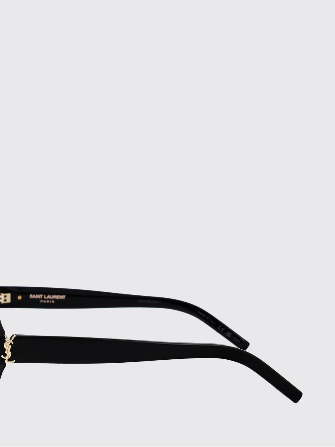 woman's sunglasses
