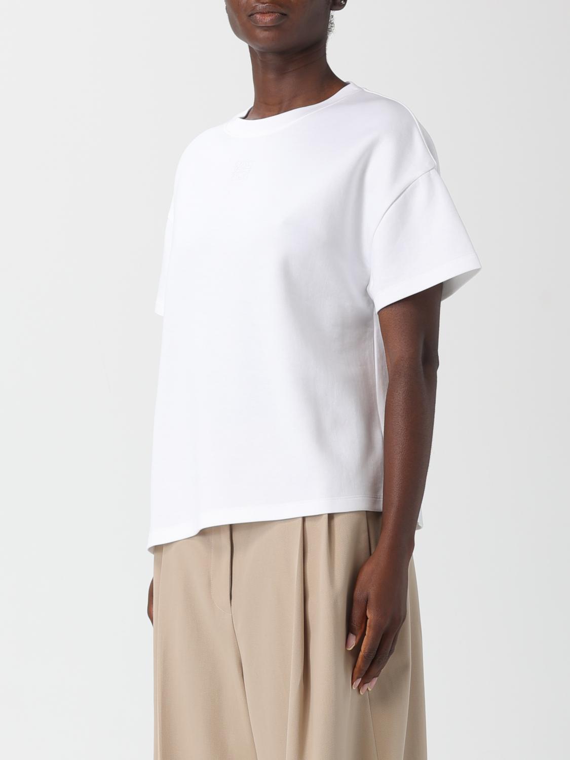 woman's t-shirt