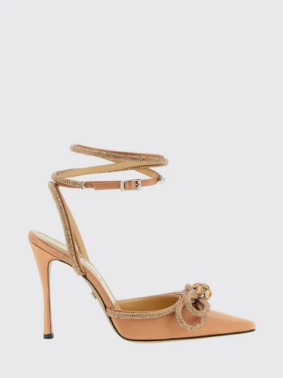 womans pump