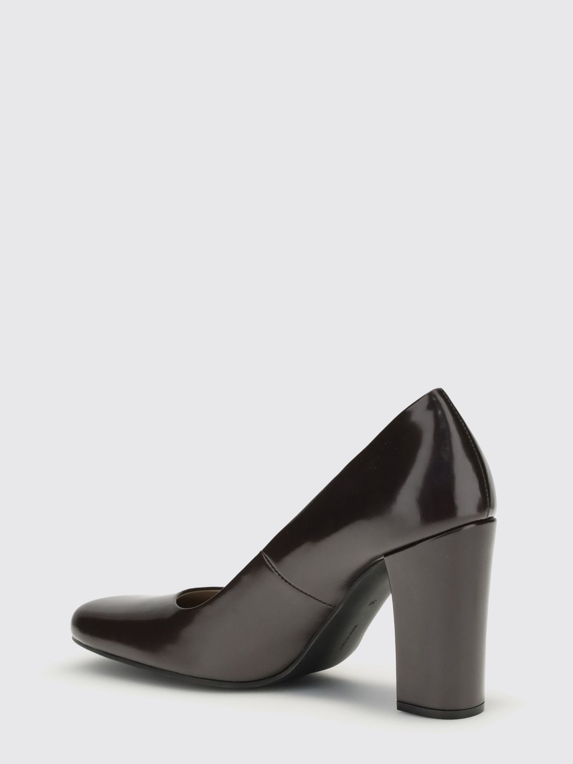 woman's pump