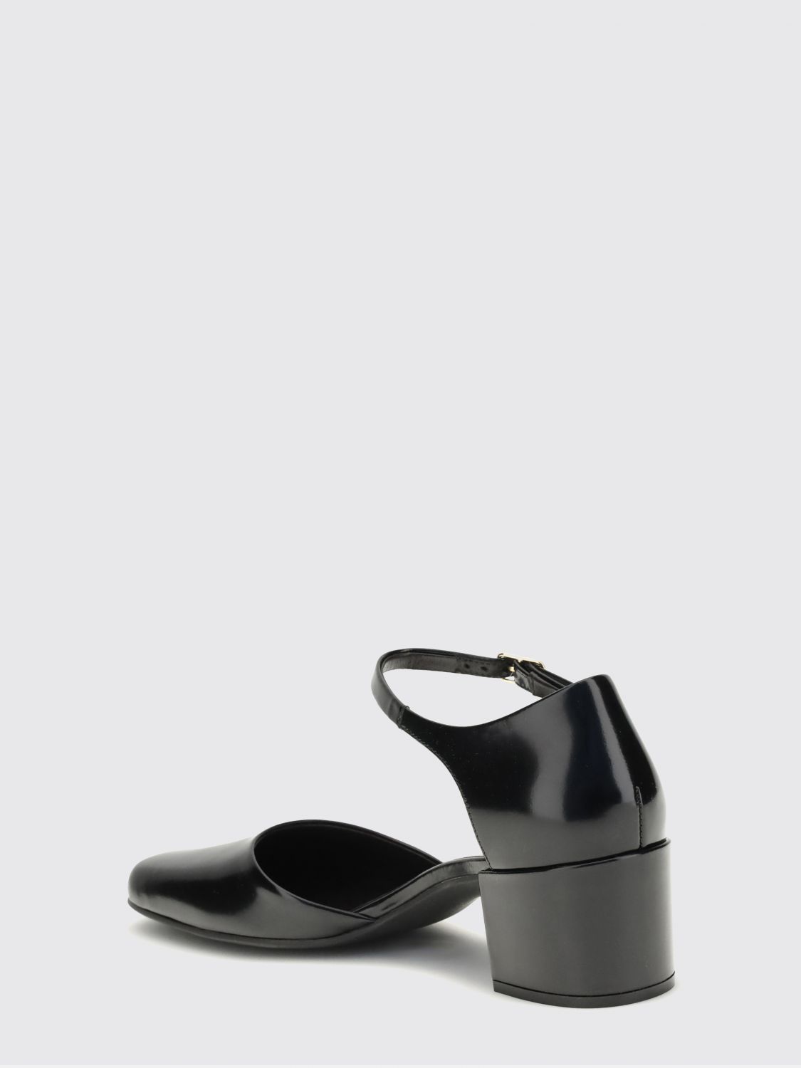 woman's pump