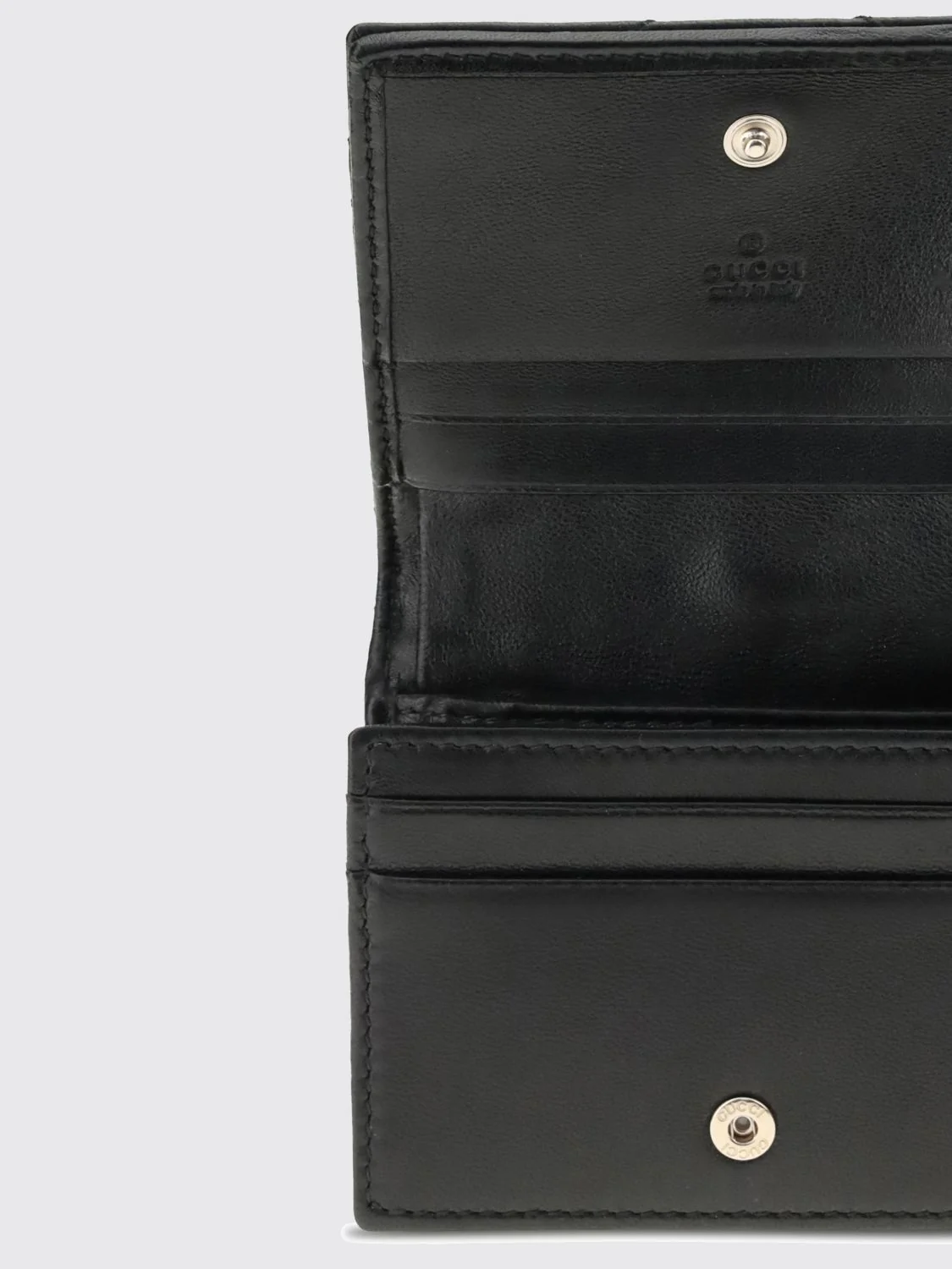 woman's wallet