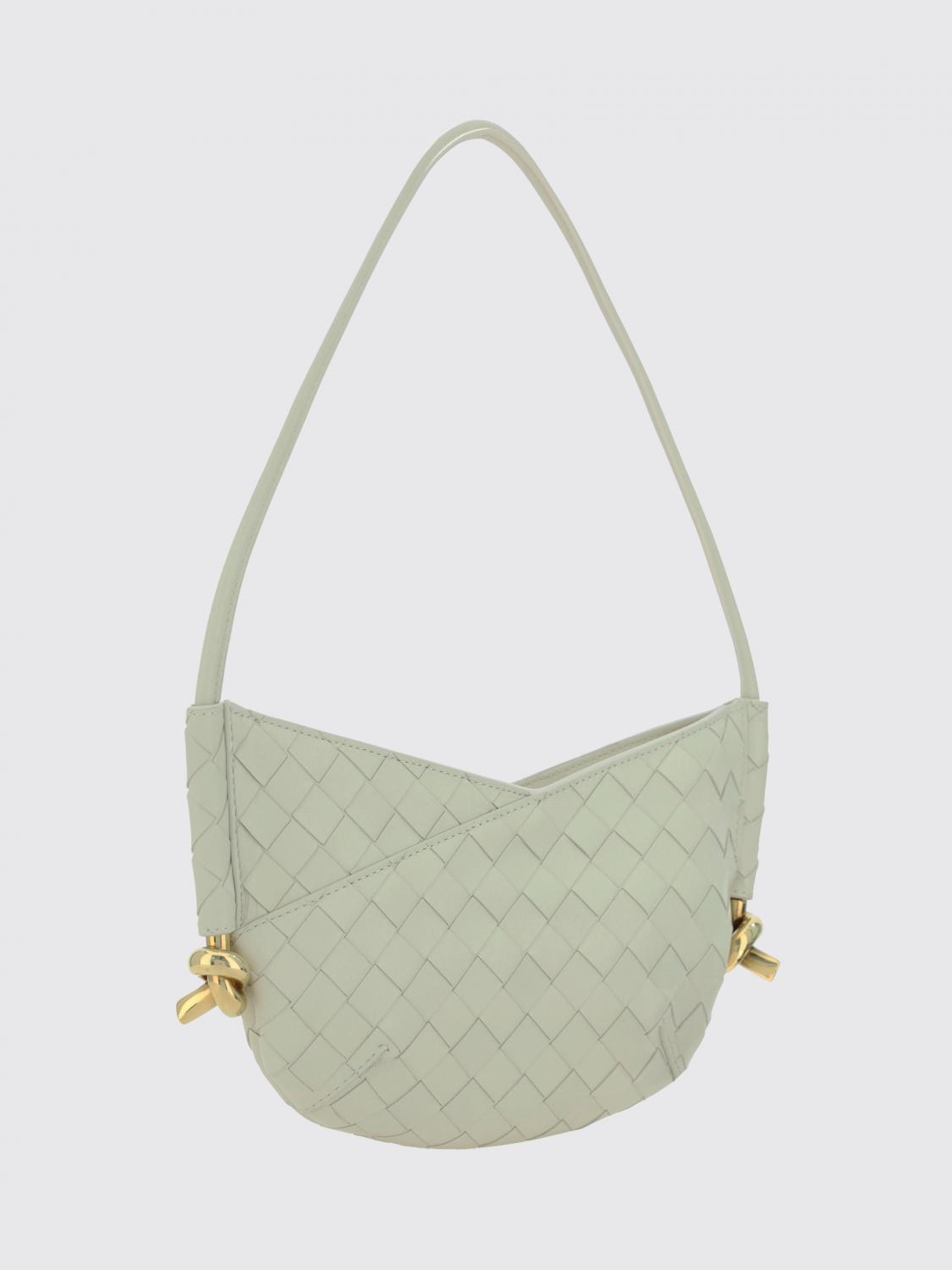 woman's shoulder bag
