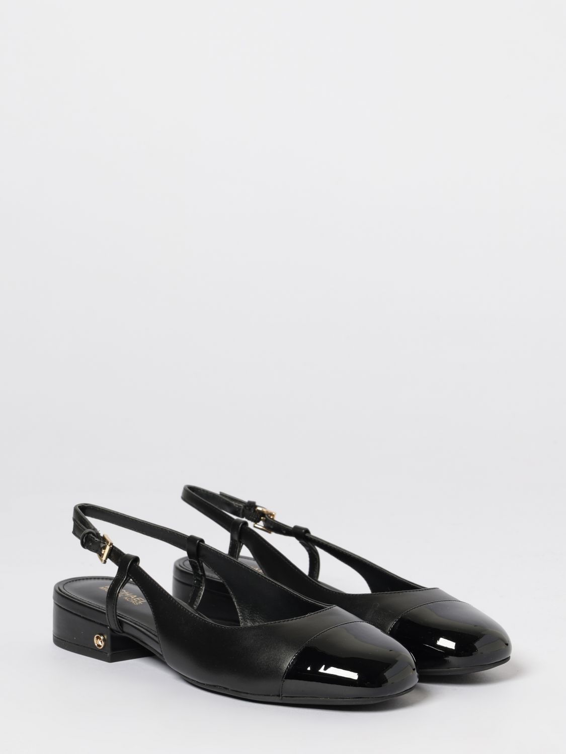 woman's ballet flat