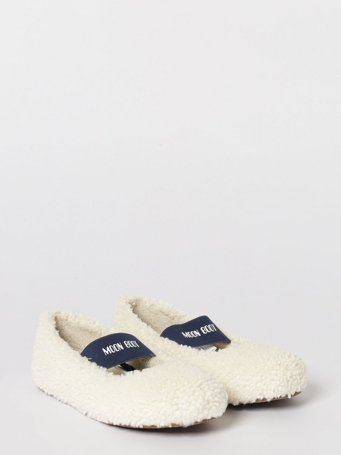 woman's ballet flat