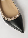 woman's ballet flat