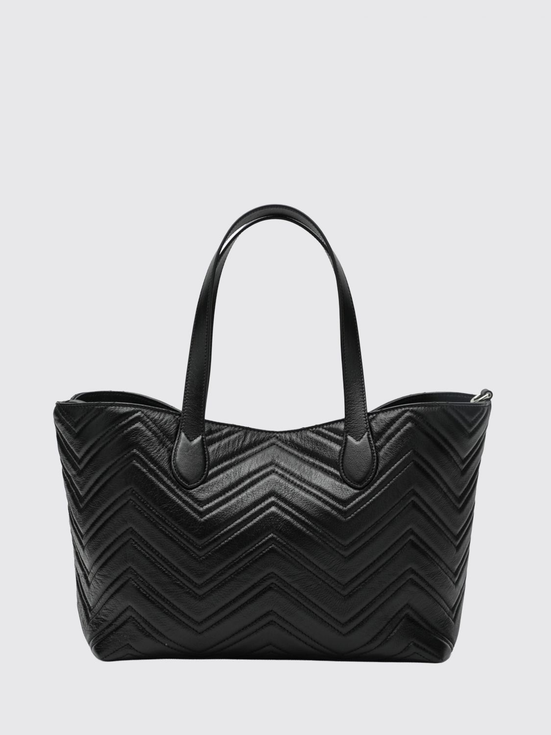 woman's shoulder bag