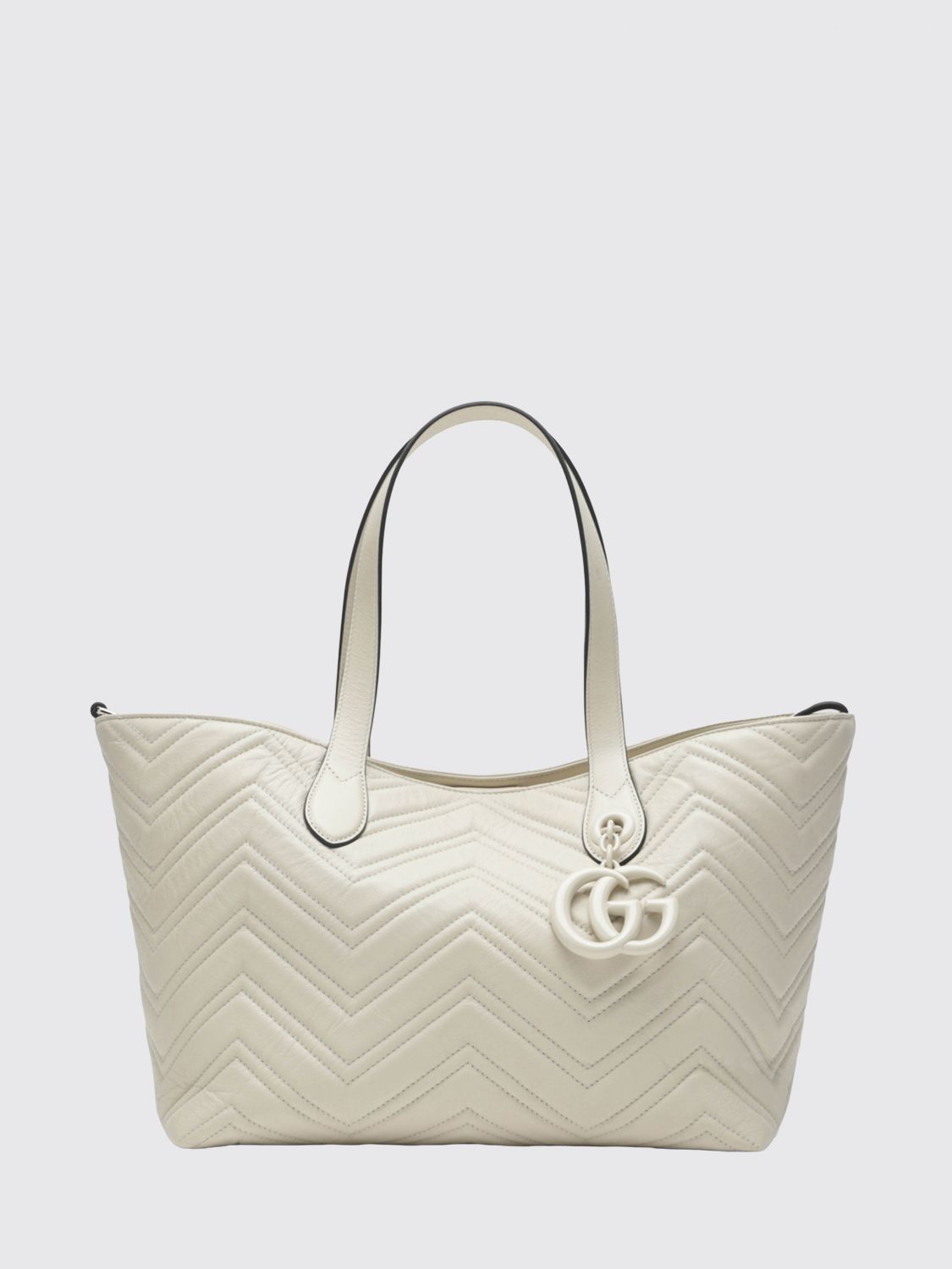 woman's shoulder bag