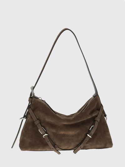 womans shoulder bag