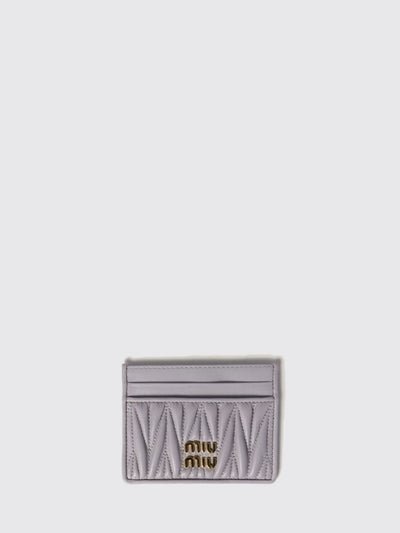 womans wallet