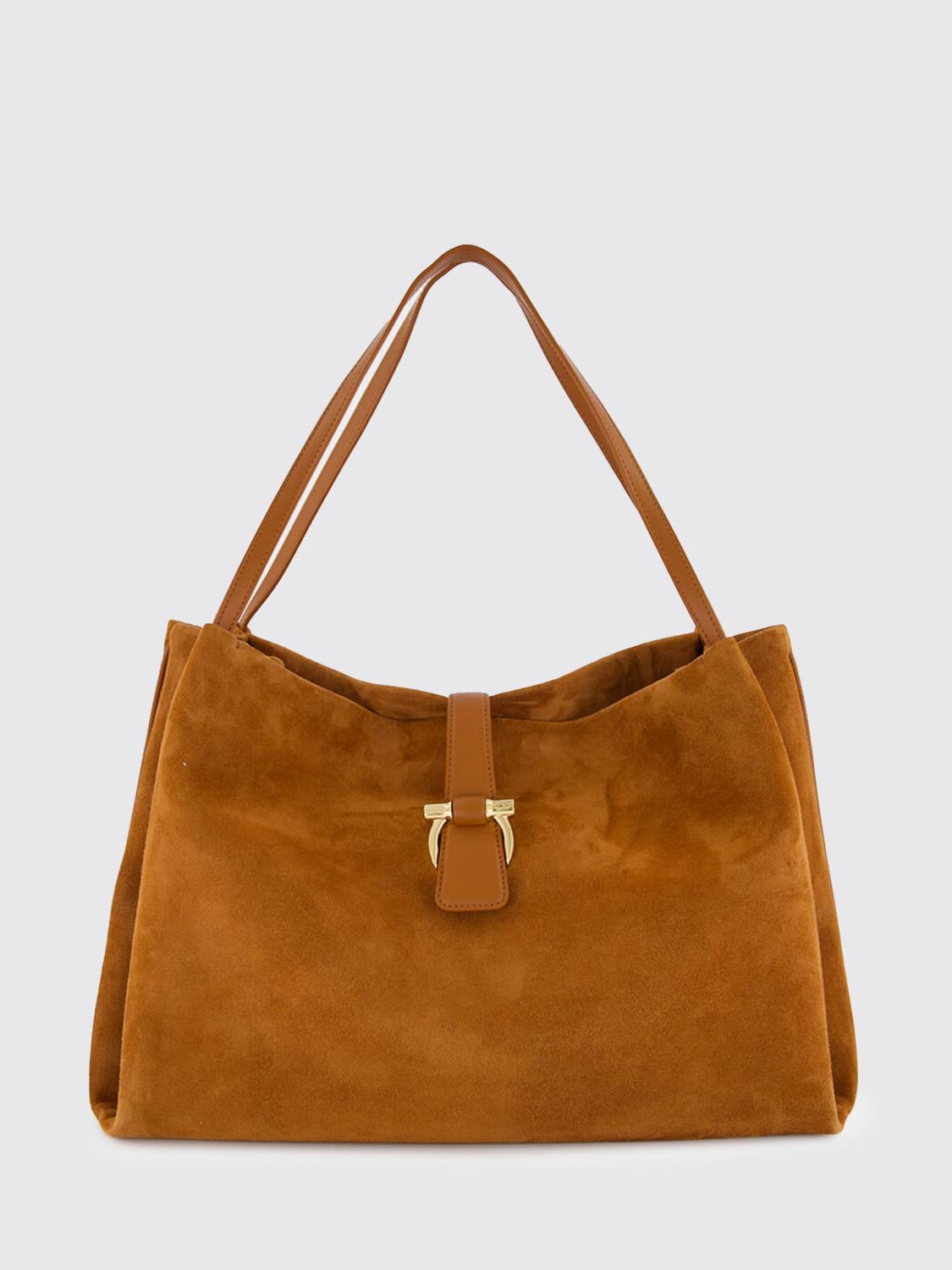 woman's shoulder bag