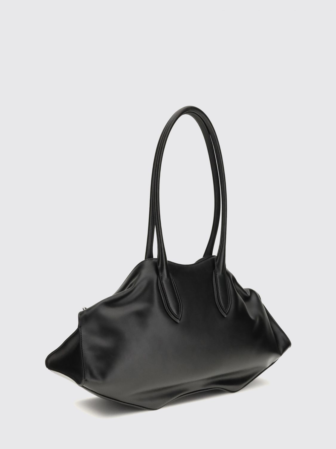 woman's shoulder bag