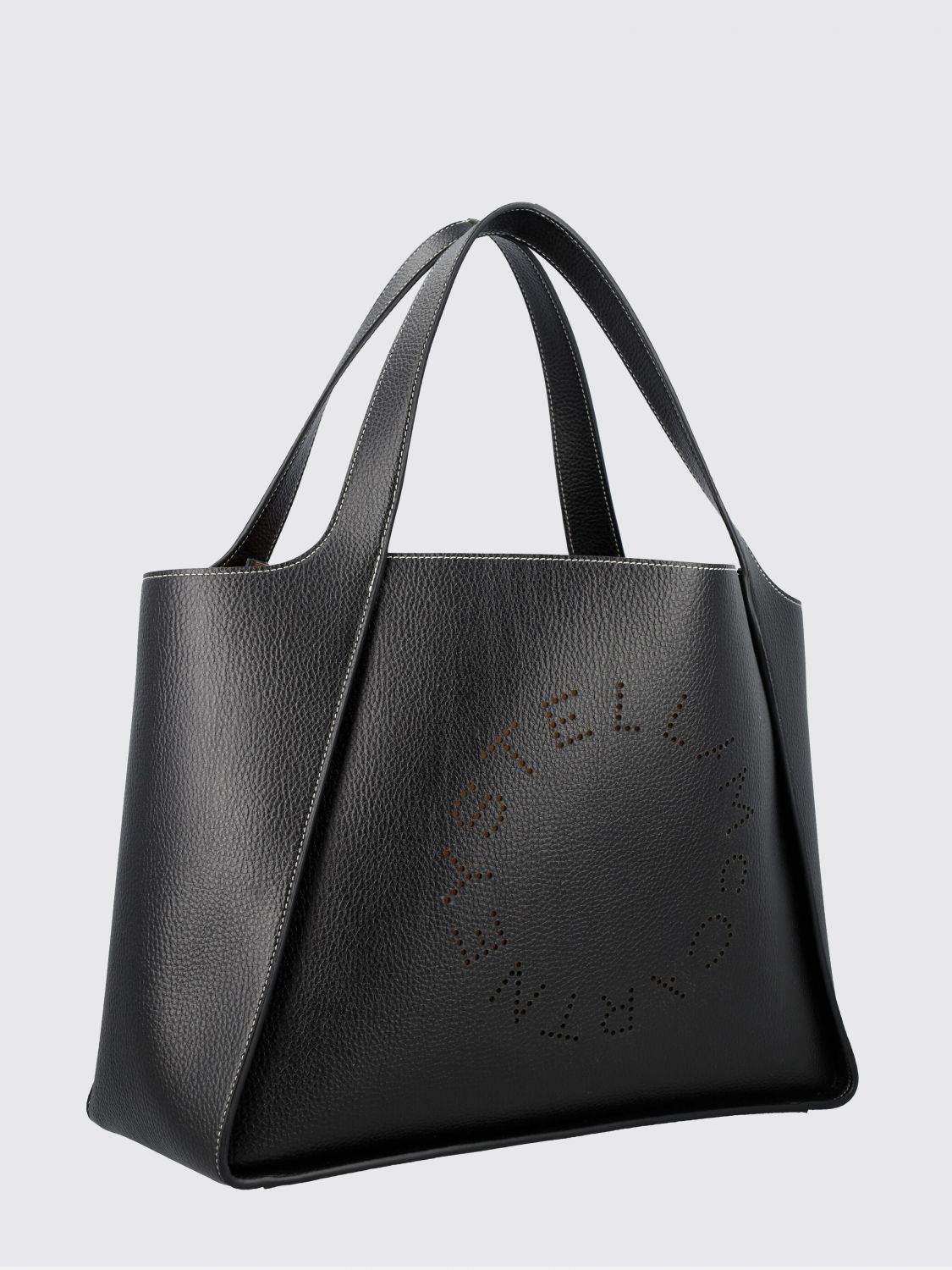 woman's shoulder bag