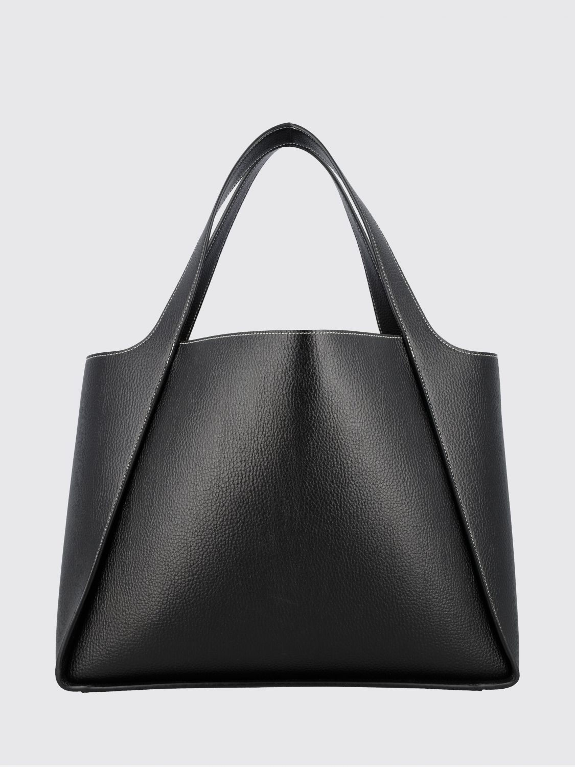 woman's shoulder bag