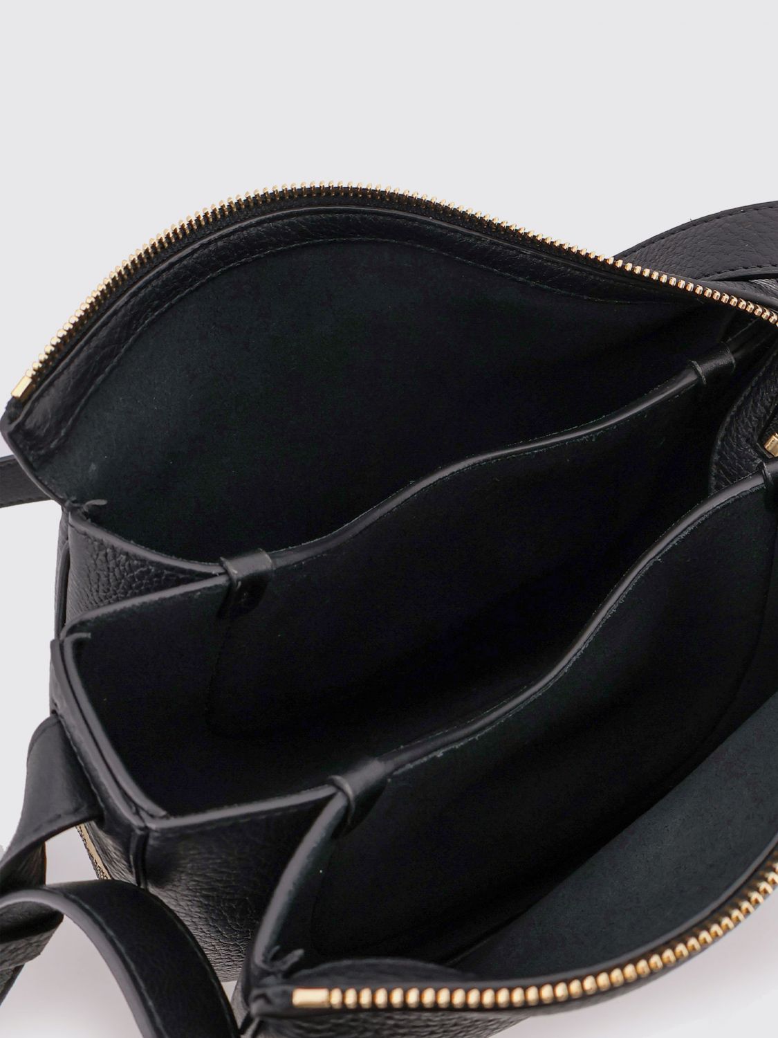 woman's crossbody bag