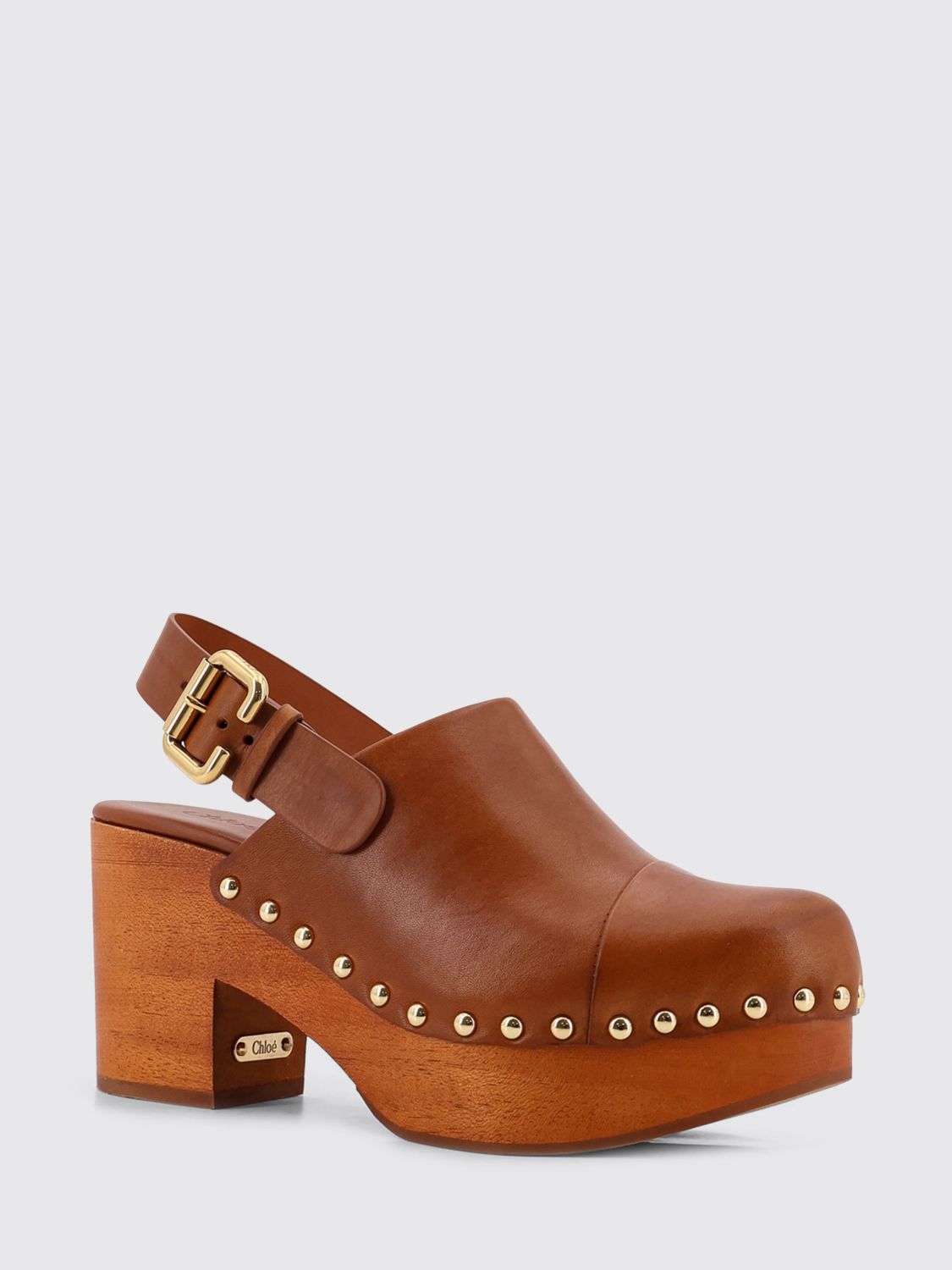 woman's pump chloé