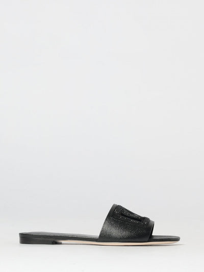womans heeled sandal