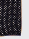 woman's neck scarf