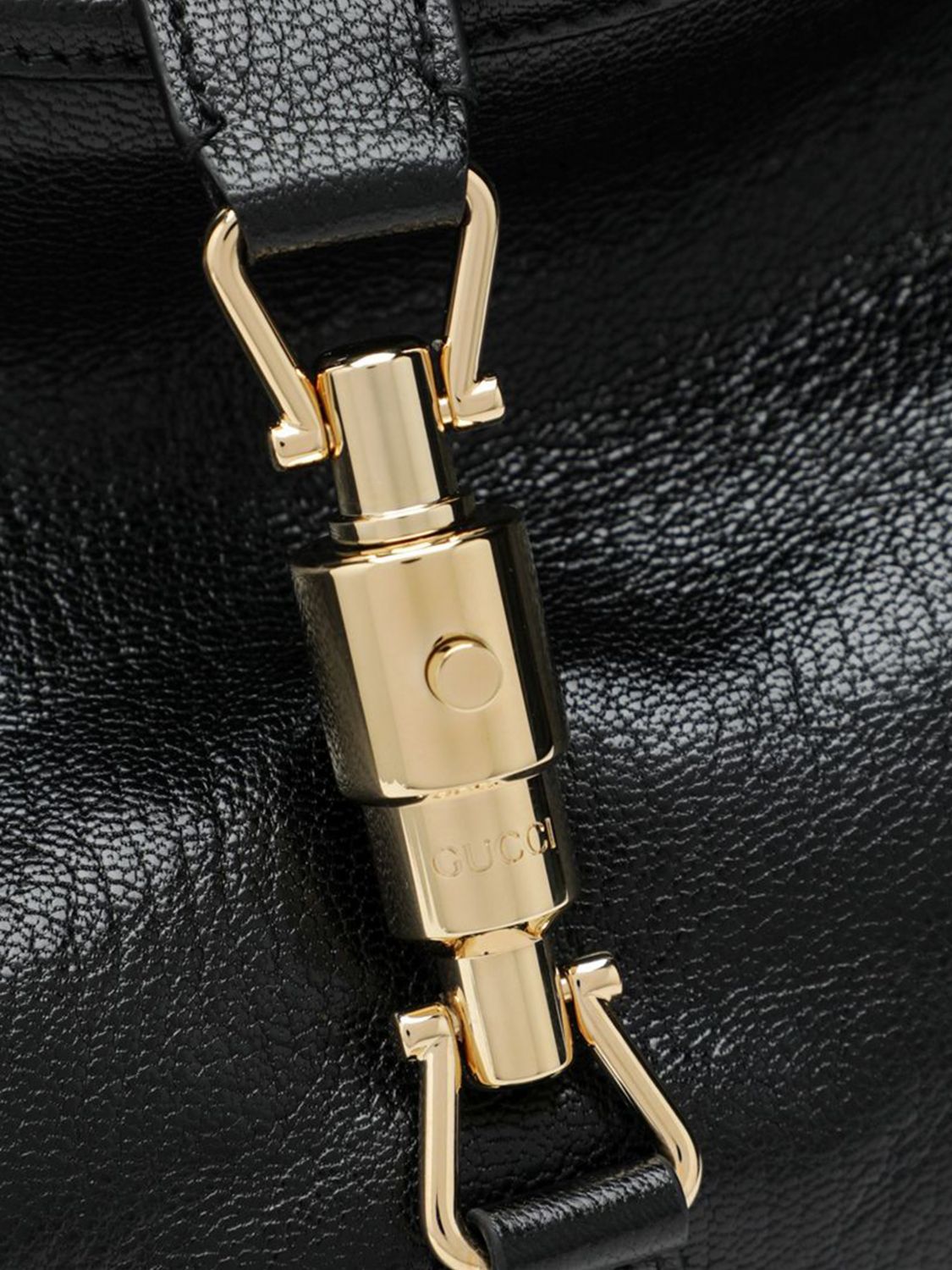 woman's shoulder bag