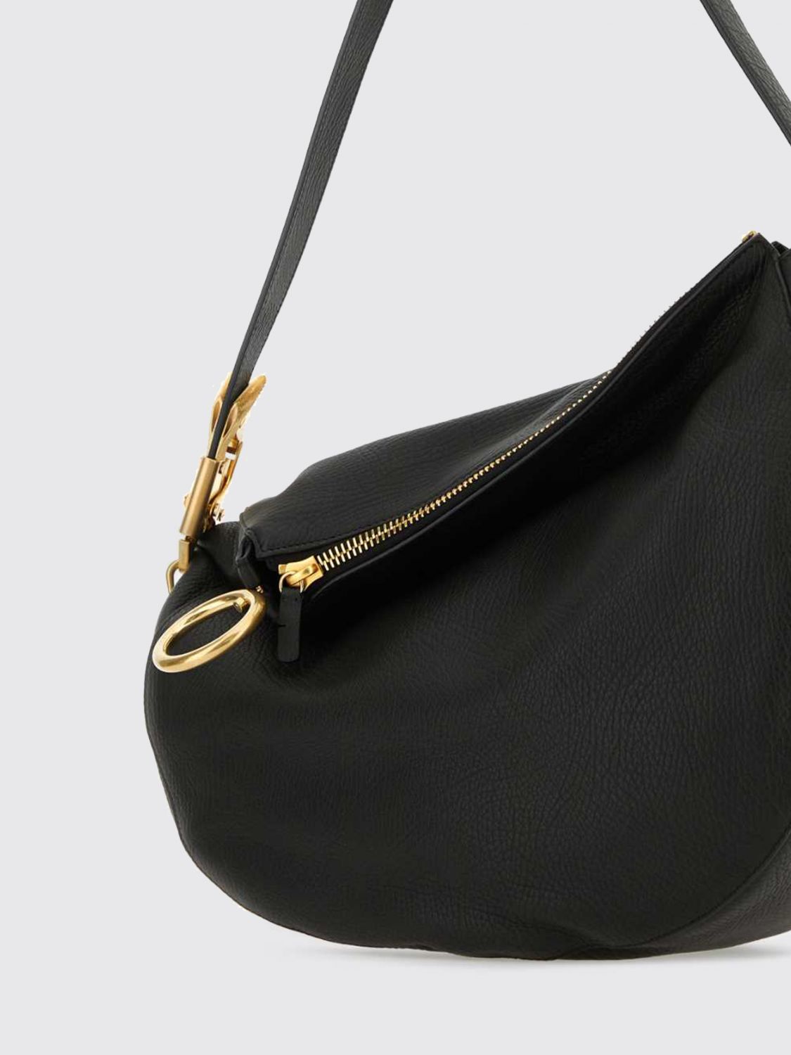 woman's shoulder bag