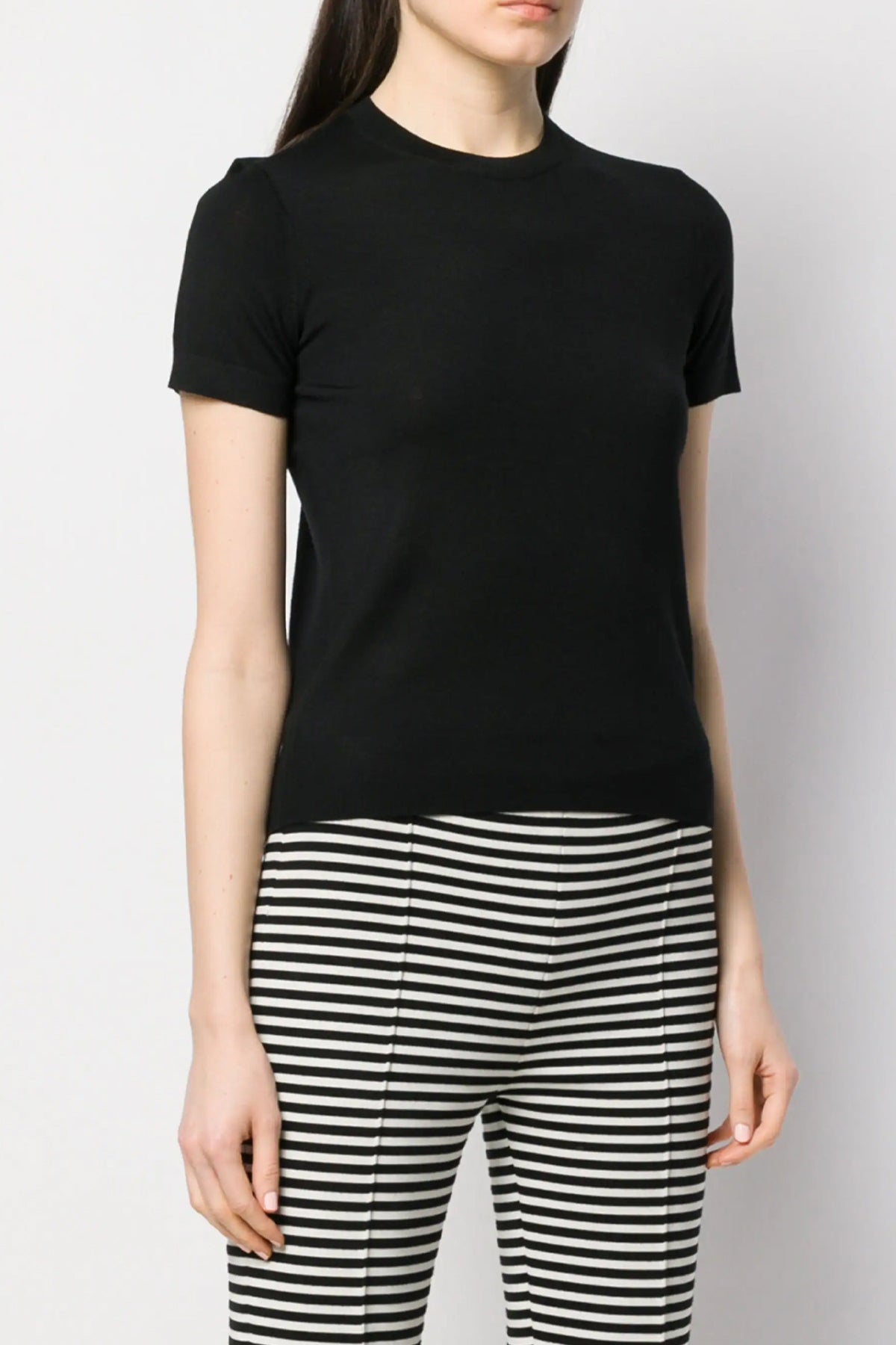 THEORY P black merino wool crewneck julian sustainable - the good wool collection is made