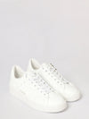 woman's sneakers