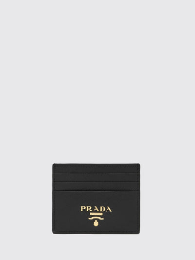 womans wallet