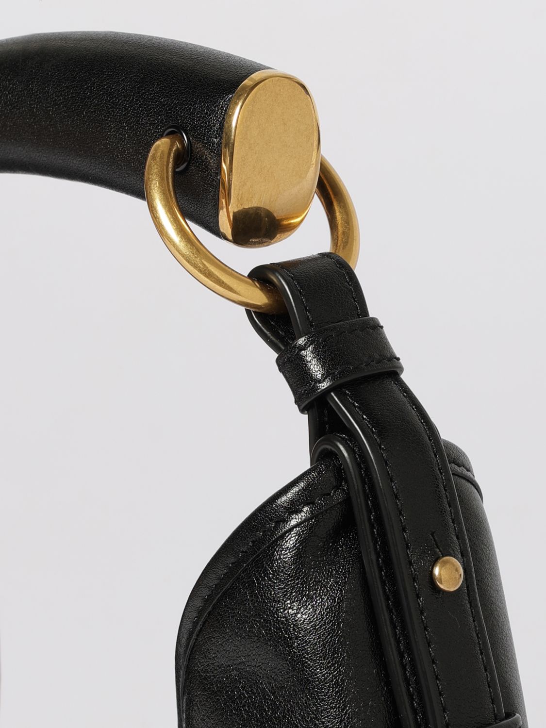 woman's shoulder bag