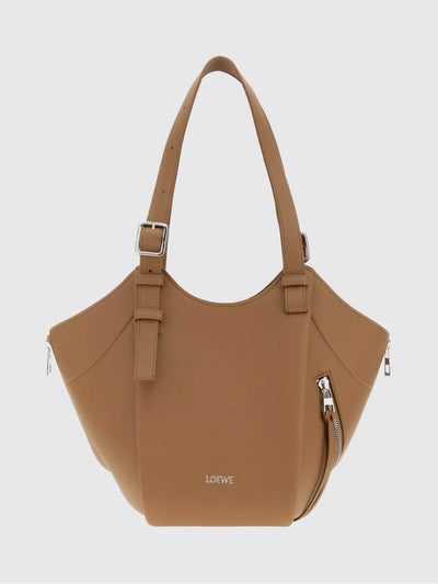womans shoulder bag