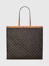 woman's tote bag