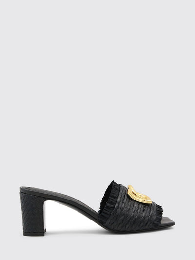 womans heeled sandal